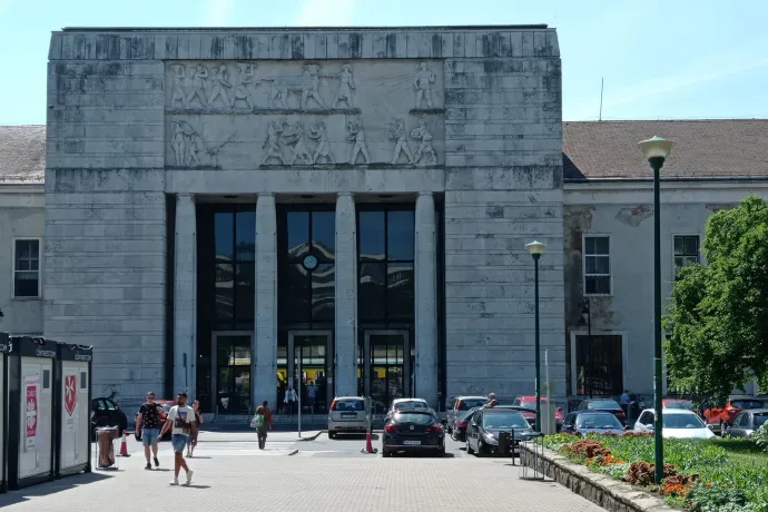A MÁV egyelőre nem újítja fel a győri vasútállomást, amit a polgármester is „hányadéknak” nevezett