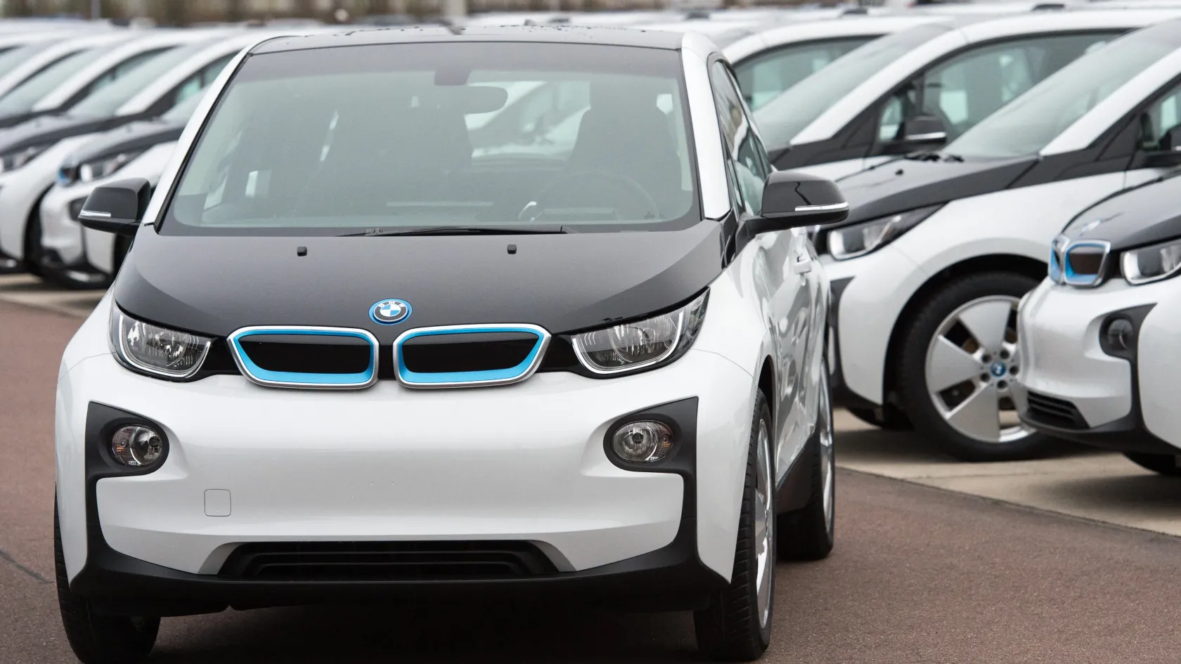 Véget ért a BMW úttörő villanyautójának sorozatgyártása Véget ért a BMW úttörő villanyautójának sorozatgyártása