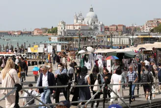 Januártól fizetős lesz a belépés Velencébe, ha az ember egy éjszakát sem tölt az olasz városban