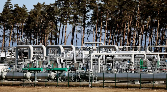Az orosz földgázt szállító Északi Áramlat-1 vezeték fogadóállomása a németországi Lubminban Fotó: Hannibal Hanschke / Reuters