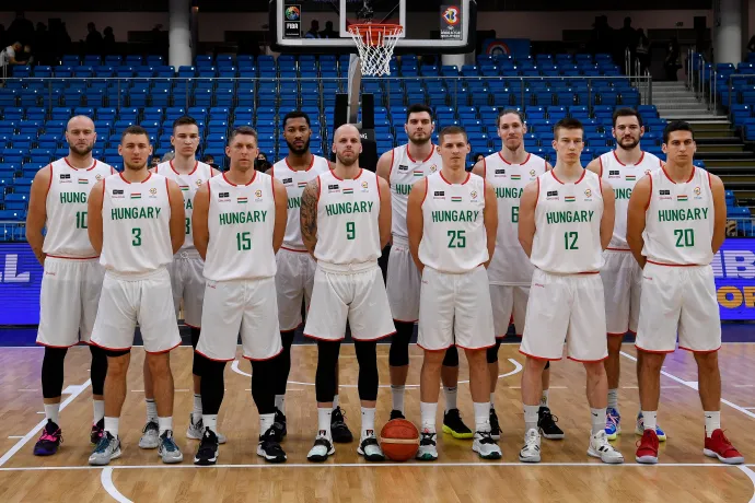 Az európai repülőterek káosza miatt csak a mérkőzés napján indul a vb-selejtezőre a magyar kosárlabda-válogatott