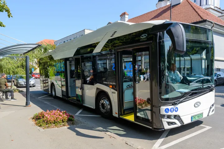 Elektromos busz Sepsiszentgyörgyön – Fotó: Vargyasi Levente / Sepsiszentgyörgy Önkormányzata