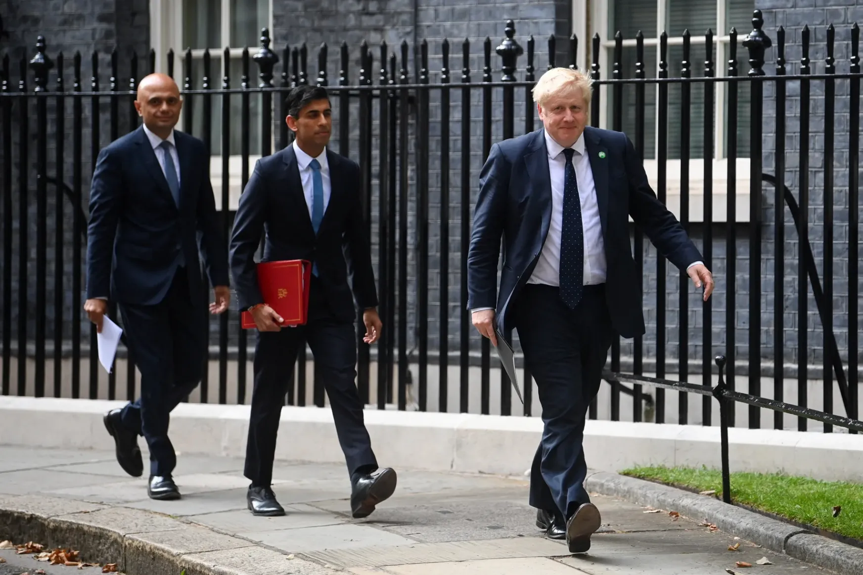 Távozik a brit pénzügyminiszter és az egészségügyi miniszter is Johnson kormányából