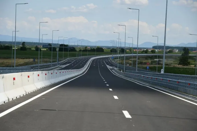 Átadták a szatmárnémeti körgyűrűt