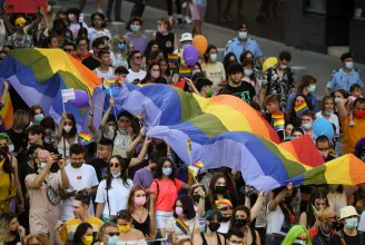 Szombaton vonul a Bukarest Pride, az Új Jobboldal Párt homofóbjai ellentüntetést szervenek