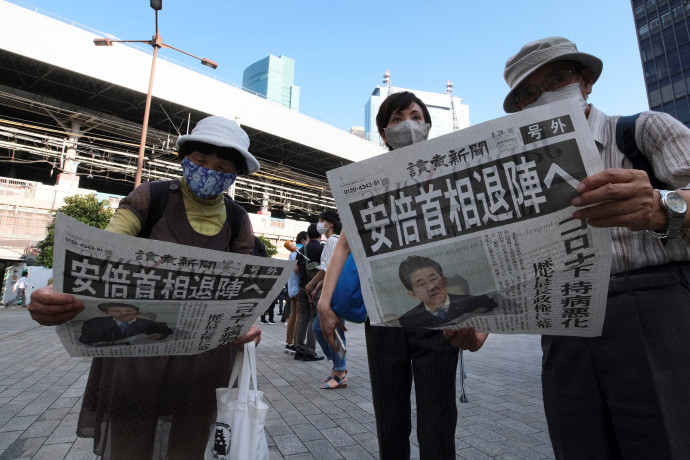 Abe Sinzó egy atomkatasztrófa és évtizedeken át görgetett nehézségek ellenére is sebességbe tudta rakni Japán gazdaságát