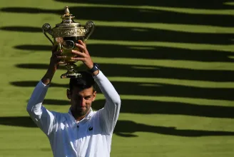 Djoković hetedik Wimbledonját, 21. Grand Slam-tornáját nyerte