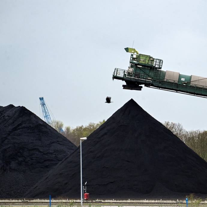 Pánikvásárlást okoz a közelgő orosz embargó a szénpiacon