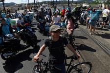 Nem a megszorítást, hanem a jövedelmet csökkentő adóemelést utálják igazán az emberek