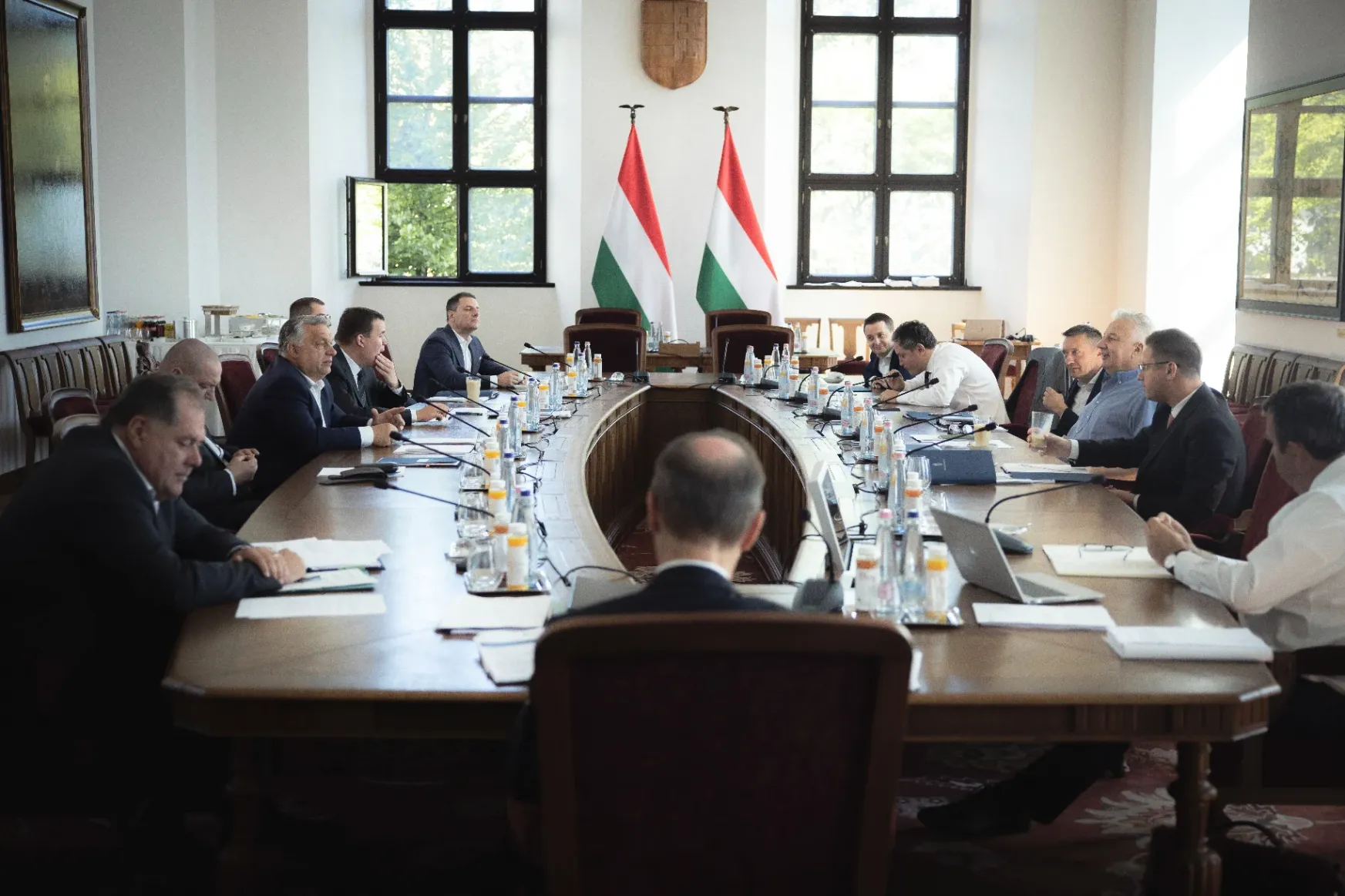 Energia-veszélyhelyzet miatt összehívta a kabinetet Orbán