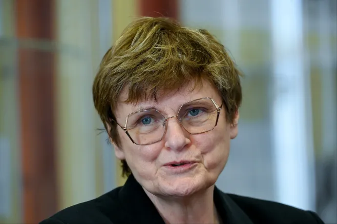 Csalók éltek vissza Karikó Katalin nevével