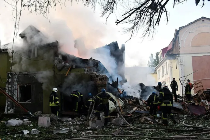 Az ukránok 44 települést visszavettek Herszon megyében, már 22 halottja van a közép-ukrajnai rakétacsapásnak