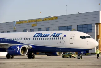 Komoly büntetést kapott a Blue Air a járattörlések miatt