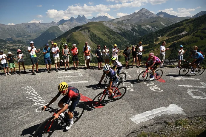 Élete első Tourján megnyerte a királyszakaszt a britek 22 éves szupertehetsége