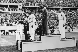 Hogyan válhatott épp egy afroamerikai atléta Hitler olimpiájának szupersztárjává?