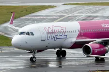 Nem tudja megbüntetni a Wizz Airt és a Ryanairt a fogyasztóvédelem