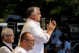„Mondja el Magyarországon, ne jöjjön ide ezekkel a vállalhatatlan nézetekkel” – romániai reakciók Orbán tusványosi beszédére