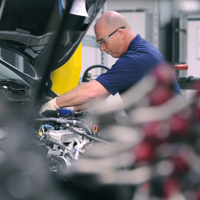 Nem veszett el, de alaposan átalakult a nagy magyar Mercedes-beruházás