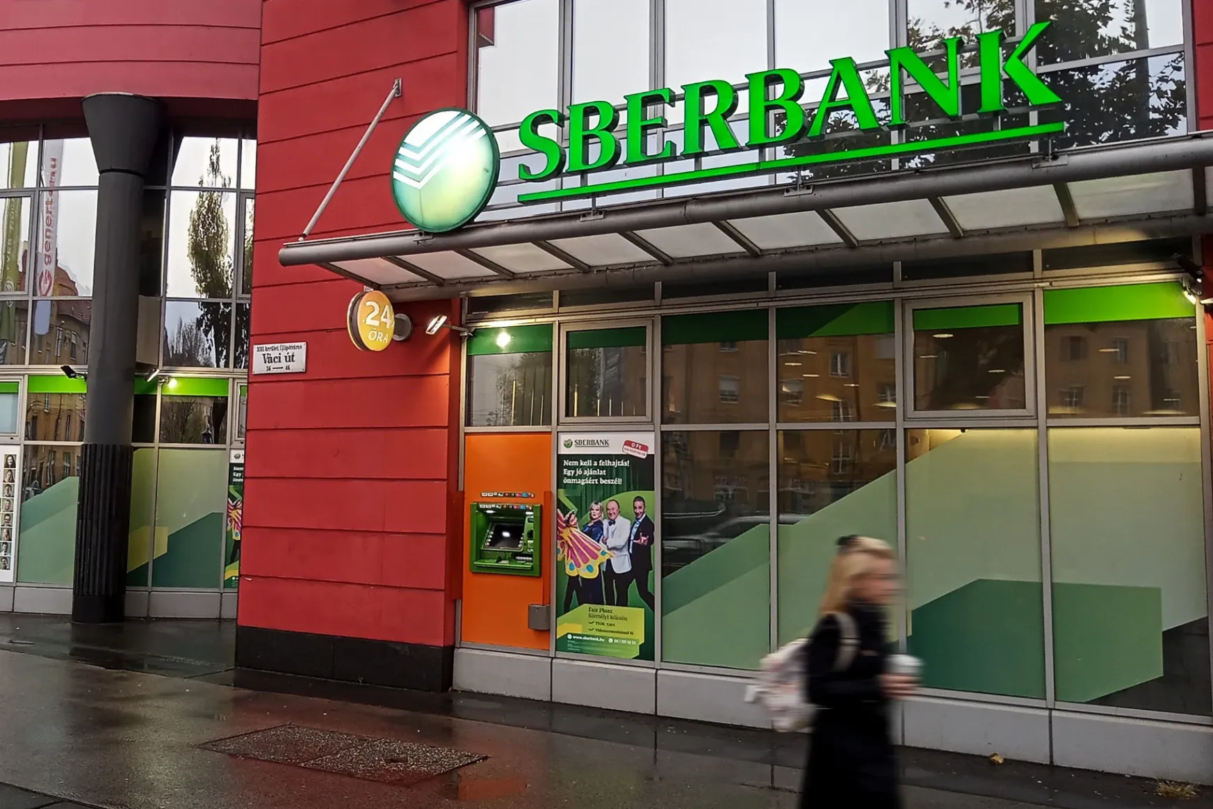 A magyar Sberbank augusztusban visszakaphat egy nagyobb összeget, ami segítheti a hitelezők kifizetését