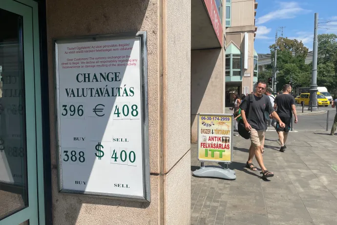 Durván dübörög a dollár: 403 forintnál az árfolyama, az euró 408 forint