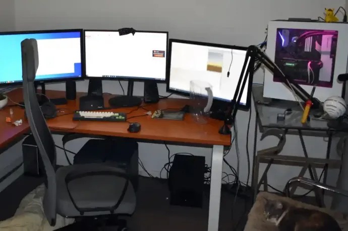 Egy 15 éves srác írta a kémprogramot, amit az elmúlt 10 évben több mint százezer támadáshoz használtak