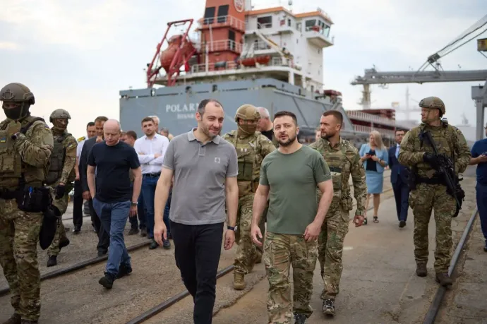 Erdoğan szóvivője: Akár hétfőn elindulhat az ukrán gabonával az első hajó