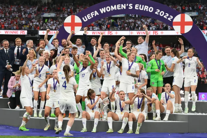 Több mint 87 ezer néző előtt az angolok nyerték a női futball-Eb-t