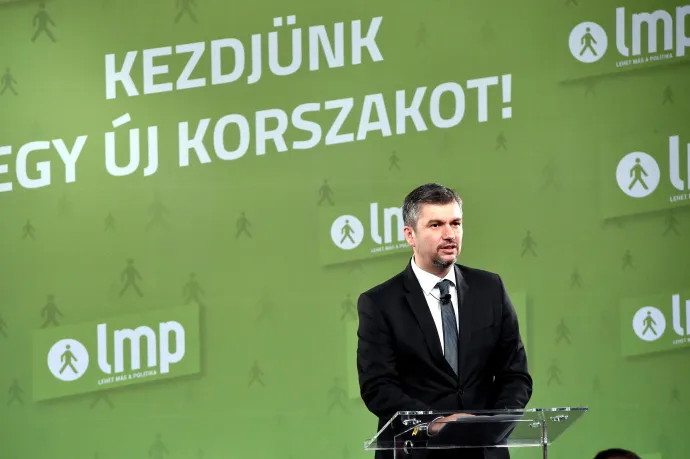 Hadházy szerint Rogánnak volt az LMP-ben is postása, ezt az LMP nem kommentálja