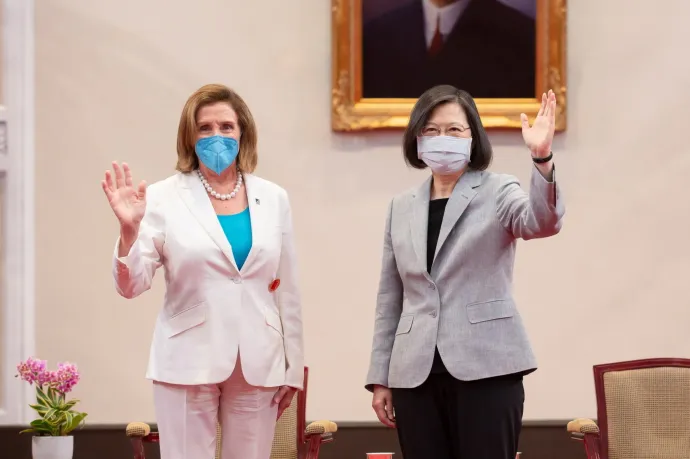 Nancy Pelosi már el is hagyta Tajvant, Dél-Koreában folytatja körútját