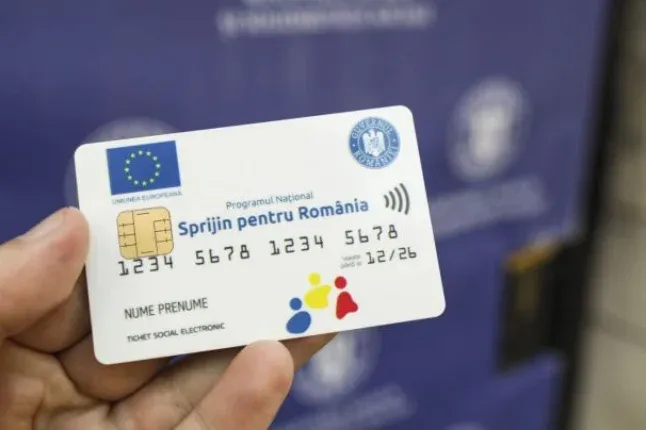 Egyeseknek már másodszor töltik fel szociális utalványkártyájukat, mások még magát a kártyát sem kapták kézhez