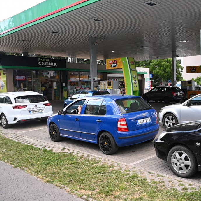 Már megy a trükközés a magyar benzinkutakon, túl csábító a hatalmas árkülönbség