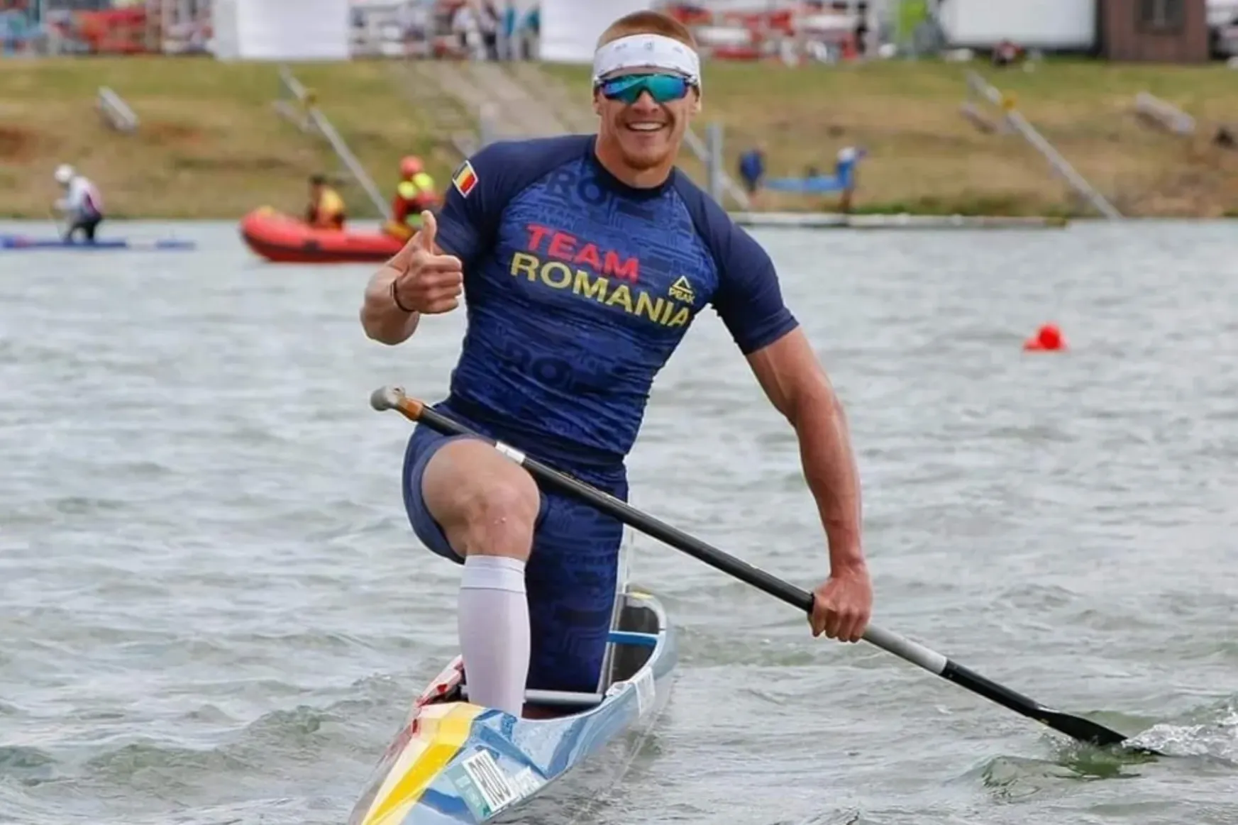 Román sportoló szerzett aranyérmet a férfi kenu egyes 1000 méteres versenyszámában a halifaxi világbajnokságon