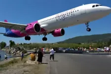 Belső vizsgálat indult az alacsonyan landoló Wizz Air-gép ügyében