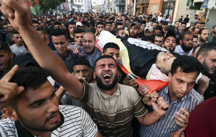 Gázában ezrek gyászolták a „mártír” Tajszír al-Dzsabarit – Fotó: Mahmud Hams / AFP