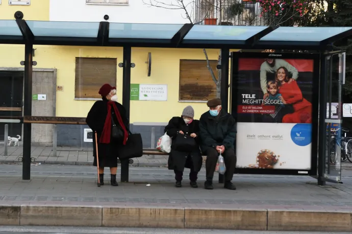 Mióta mérik, sosem volt ilyen magas a nyugdíjasokat sújtó infláció, újabb nyugdíjemelés kell