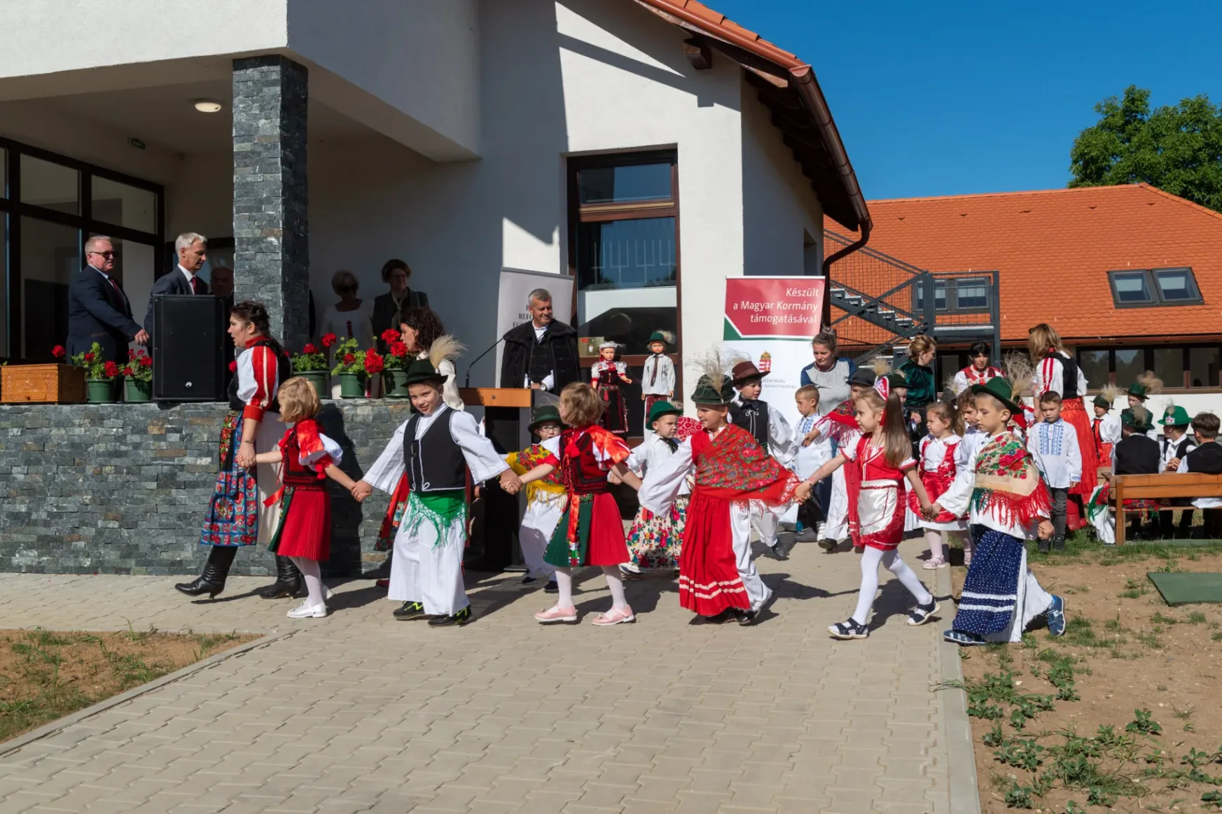 Etnikai színezetű vita robbant ki Bánffyhunyadon a magyar állami támogatásból épült óvoda miatt