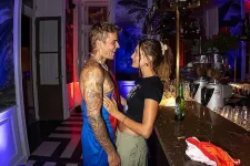 Justin Bieber Pókembernek öltözve bulizott Tiborcz István turai kastélyszállójában