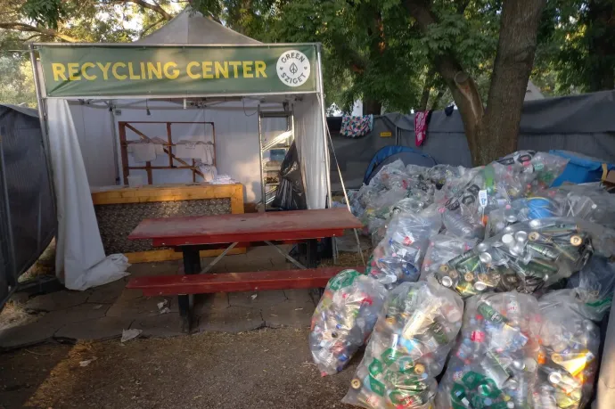 Ajándéktárgyakért gyűjtik a szelektív hulladékot a Sziget-lakók