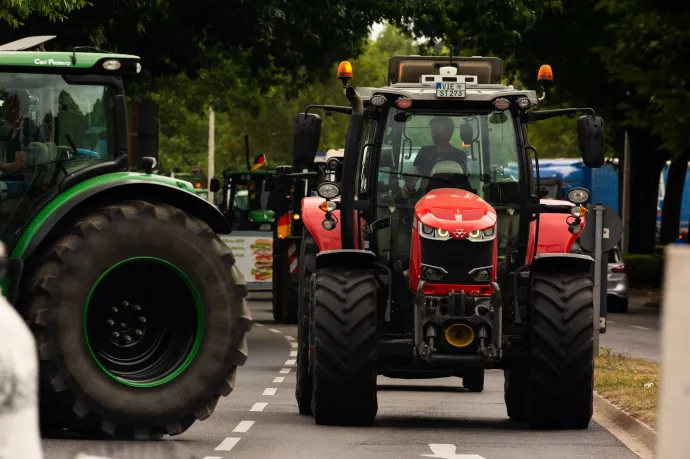 Országos gazdatüntetéssel készül augusztus 20-ra Szabó Bálint, traktorokat láthatunk majd a rakparton