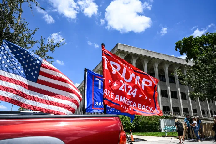 Kitakarnak részeket, de nyilvánosságra hozzák Trump hatósági nyilatkozatát