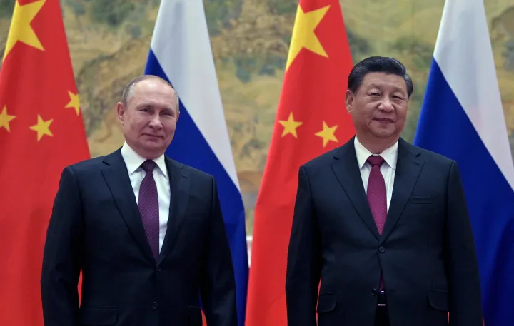 Vlagyimir Putyin orosz és Hszi Csin-ping kínai elnök 2022. február 4-én, Pekingben – Fotó: Alexei Druzhinin / Sputnik via AFP