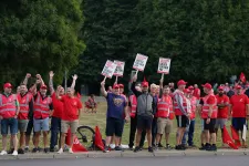 Sztrájkolnak a munkások Nagy-Britannia legforgalmasabb konténerkikötőjében