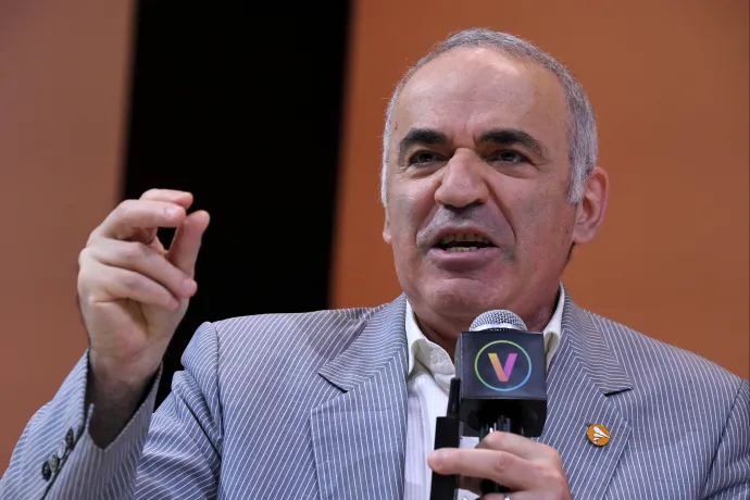 Kaszparov: Az oroszok pusztító veresége az egyetlen esély a változásra