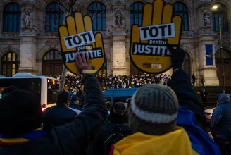 Igazságügyi reform romániai módra: egyet előre, kettőt hátra