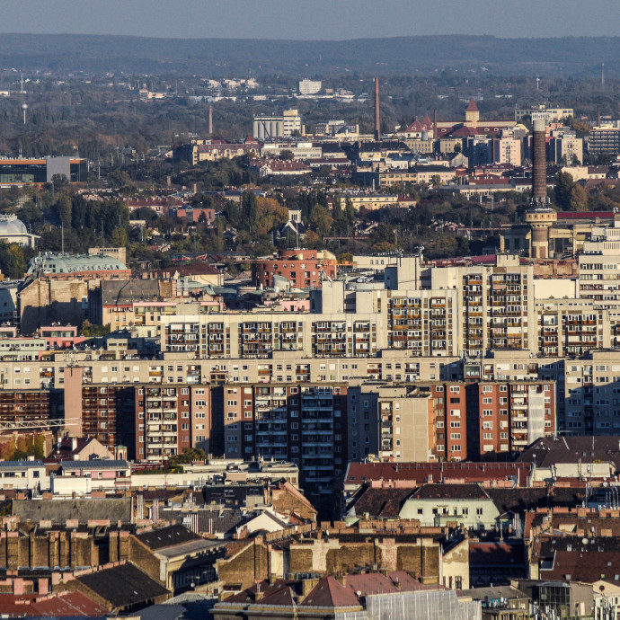 Az állam egyelőre kitámasztja az ingatlanpiacot, de akár árcsökkenés is jöhet