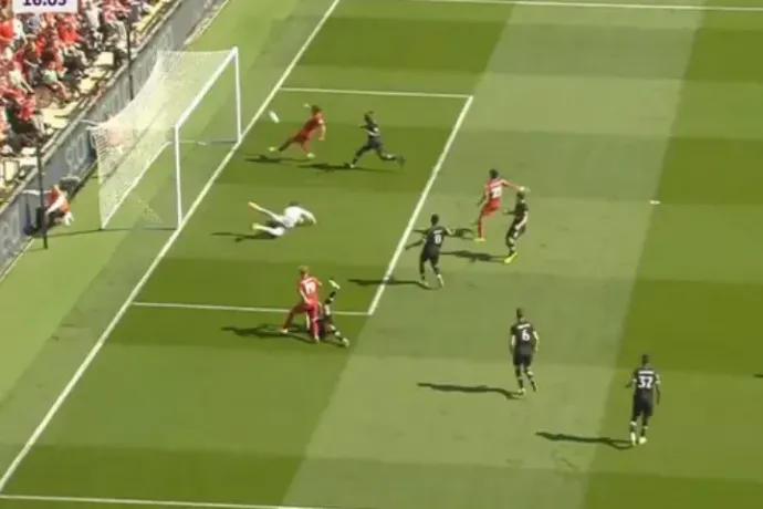 9-0-ra nyert a Liverpool, de Szalah kihagyta a meccs legnagyobb helyzetét 1 méterről