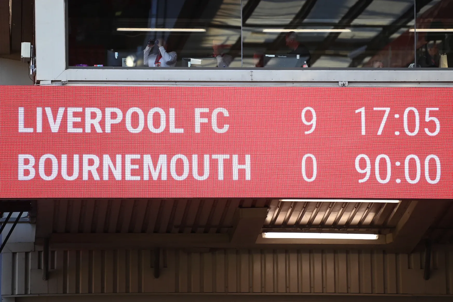 9-0-ra nyert a Liverpool, de Szalah kihagyta a meccs legnagyobb helyzetét 1 méterről