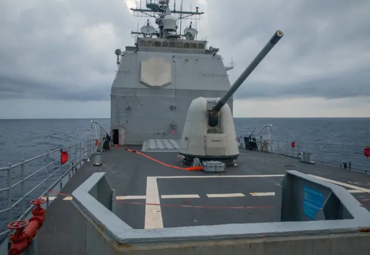 A USS Antietam a Tajvani-szorosban hajt végre műveleteket, 2022. augusztus 28-án – Fotó: U.S. Navy / Reuters