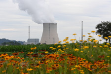 A német közvélemény megtartaná az atomerőműveket, a zöldek az identitásukat féltik a döntéstől