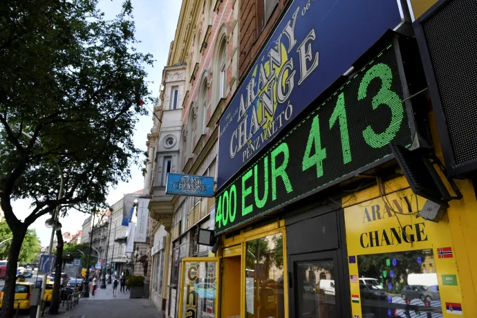 Az MNB szerint most 15-16% lehet az infláció, 404 forint alá esett az euró ára